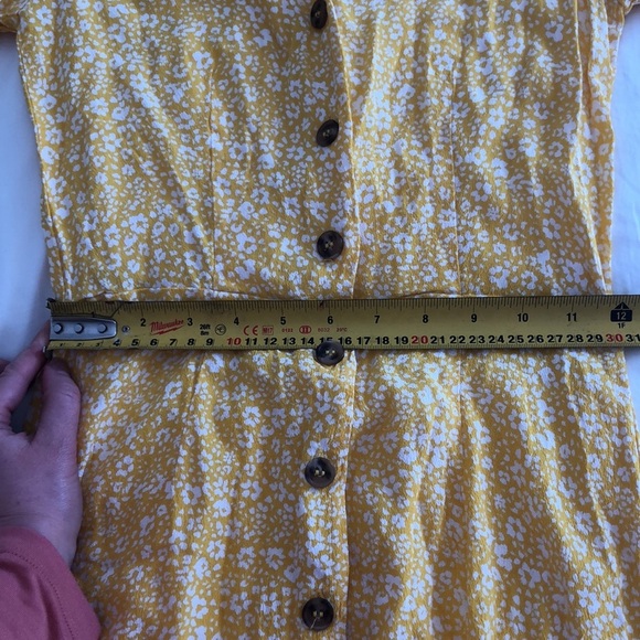 H&M yellow floral button up dress. Size XXS. - Picture 12 of 12